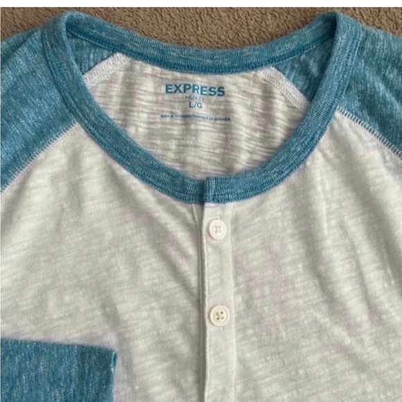 Men’s Express long sleeve Henley - Picture 2 of 2